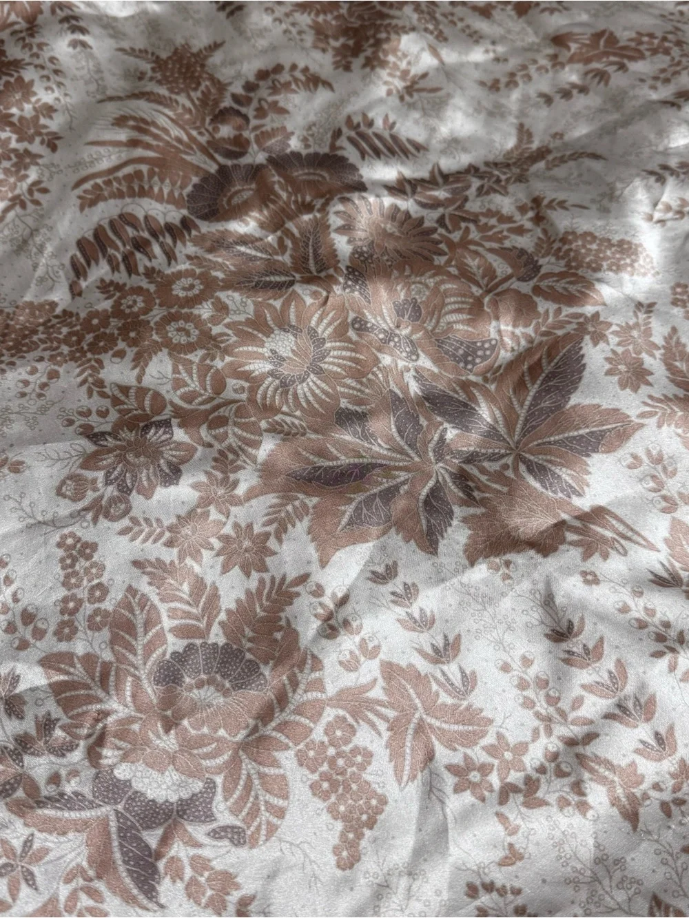 Smithsonian Heritage Collection Floral Satin Scarf 29” Ivory Tan Vintage Style